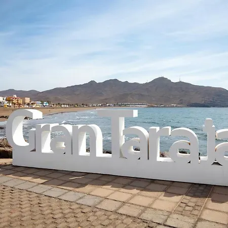 Piso La Esperanza Apartment *